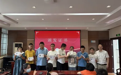 Stille Fürsorge, förderndes Wachstum – SuJia Medical arbeitet mit der Jiaxing Special Education School zusammen
